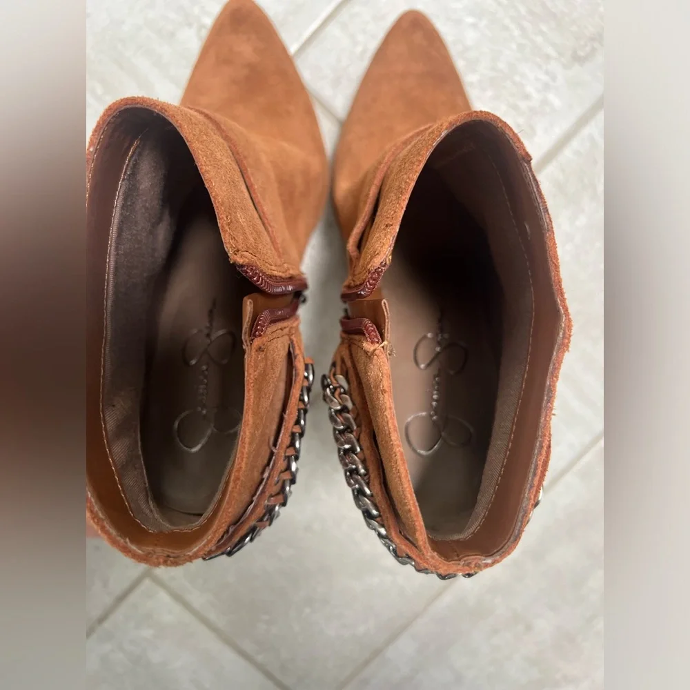 Jessica Simpson booties with chain detail - Picture 2 of 4